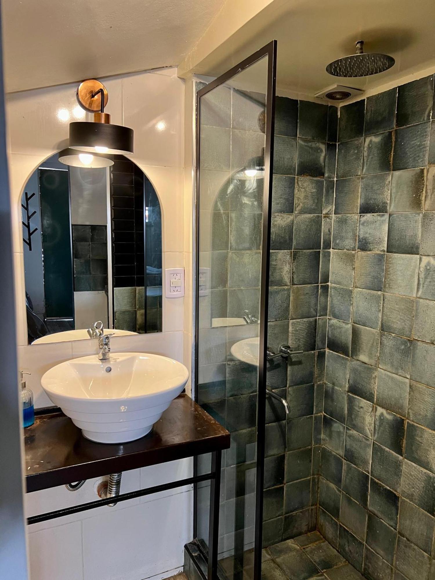 شقة Monoambiente En Zona Residencial ميندوزا الغرفة الصورة